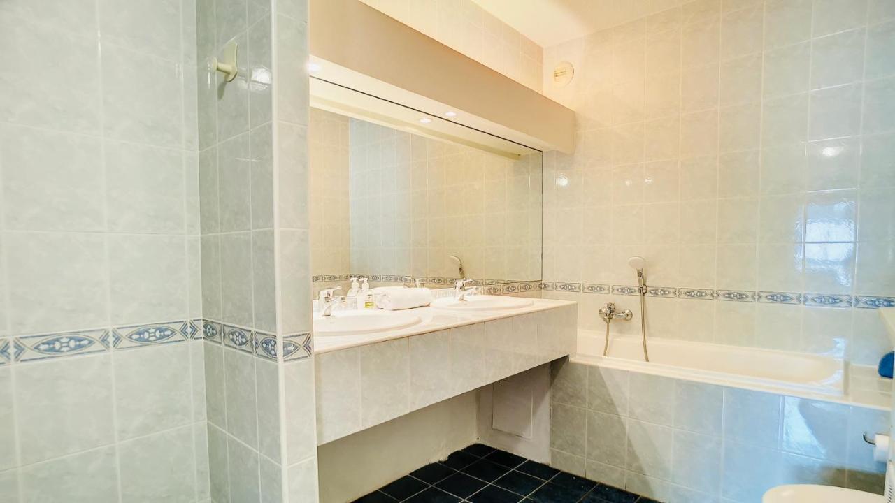 : Superbe Terrasse Rue D'antibes Appartement